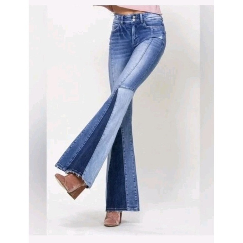 Vervet Women's Patchwork Bell Bottom Jeans Sz 26 Boho Hippie Retro Festival 70s